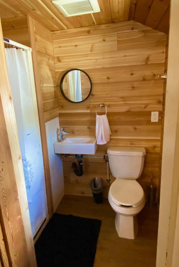 Chute Lake Lodge Naramata Luaran gambar