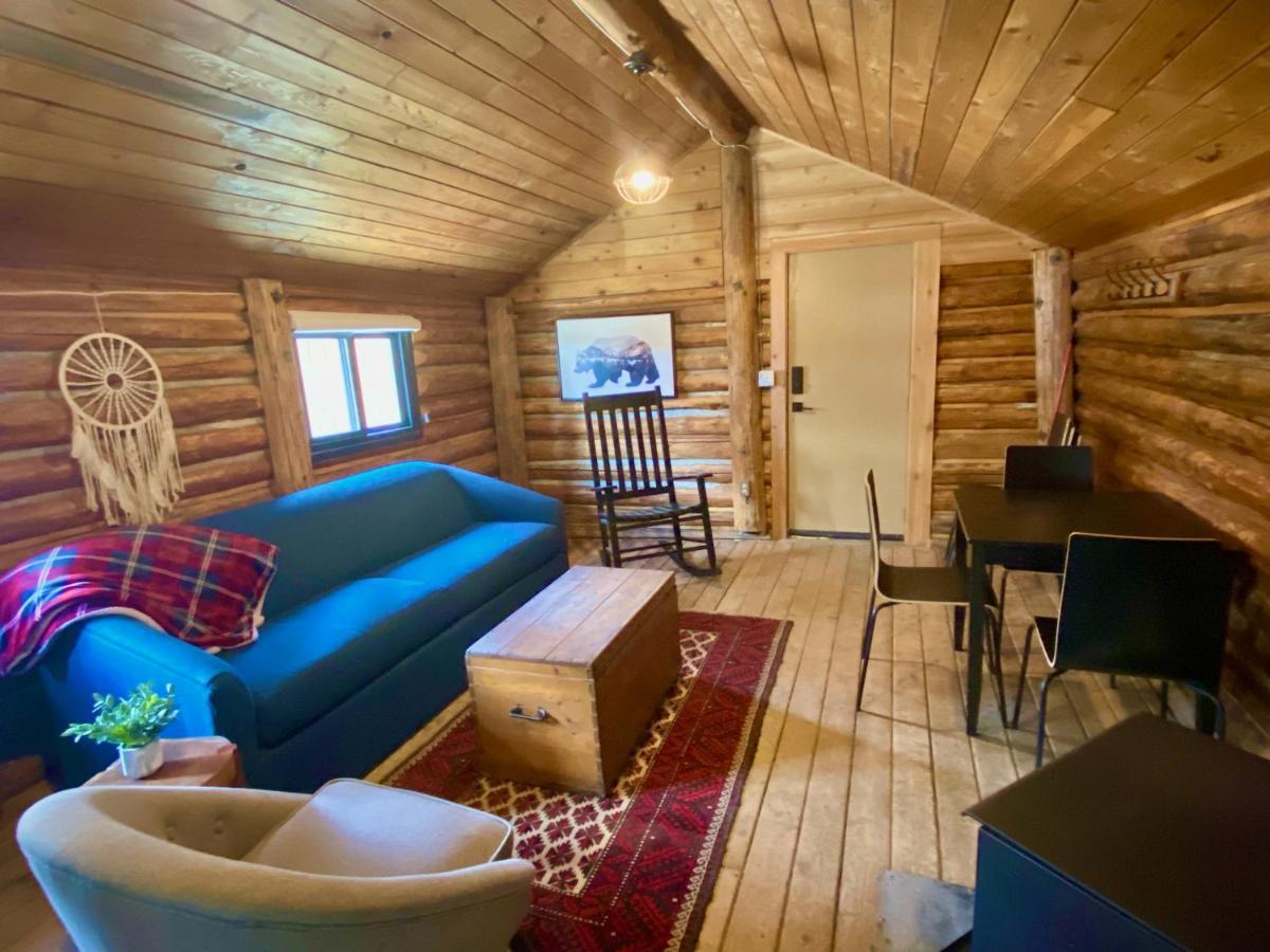 Chute Lake Lodge Naramata Luaran gambar